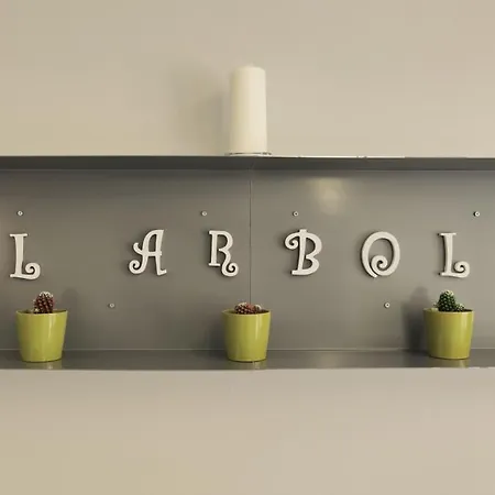 El árbol - Rooftop Pool - Puerto Deportivo Marbella