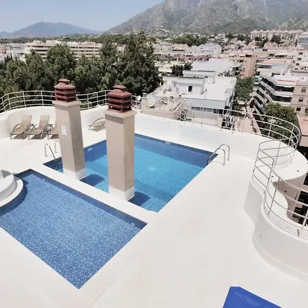 El árbol - Rooftop Pool - Puerto Deportivo